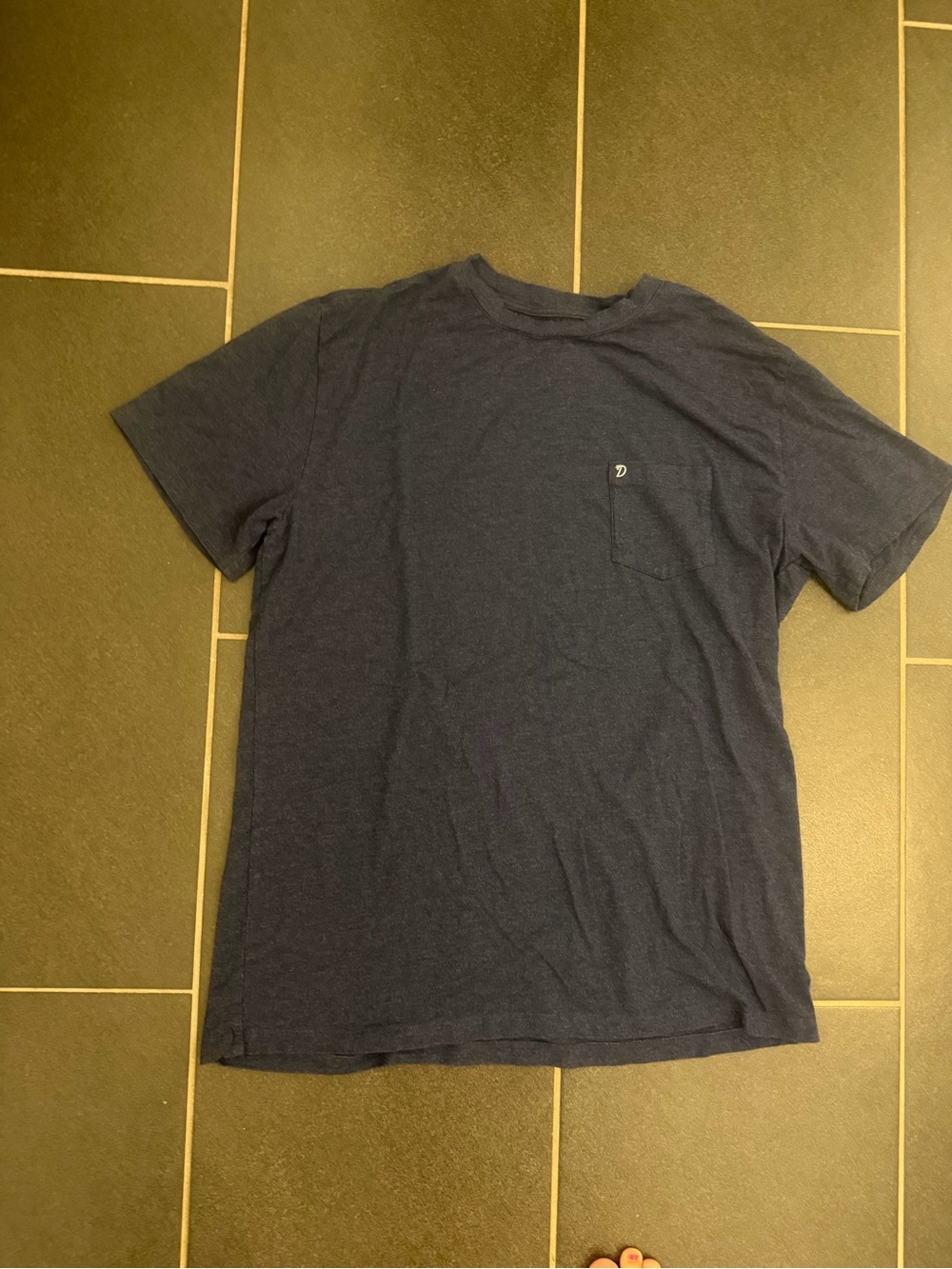Duck Camp Men’s Large Bamboo Pocket T-Shirt Navy Blue Premium Outdoor Goods